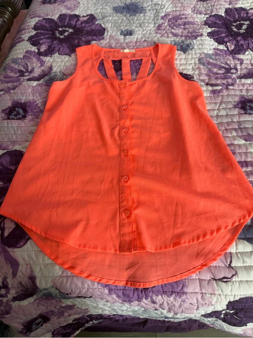 mine Coral Button-Front Sleeveless Blouse